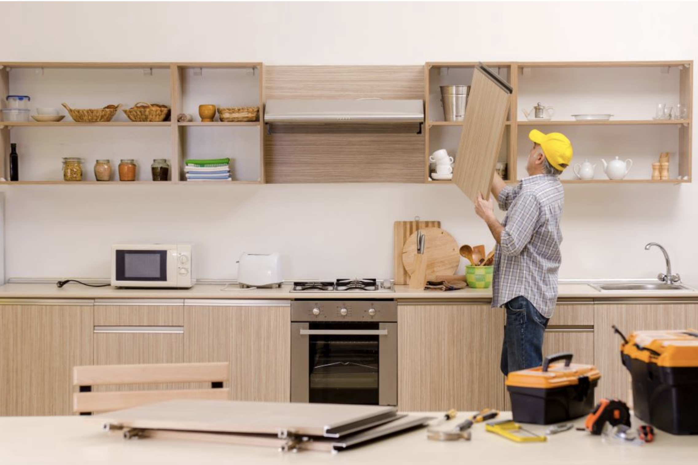 Read more about the article How to restore old wooden kitchen cabinets
